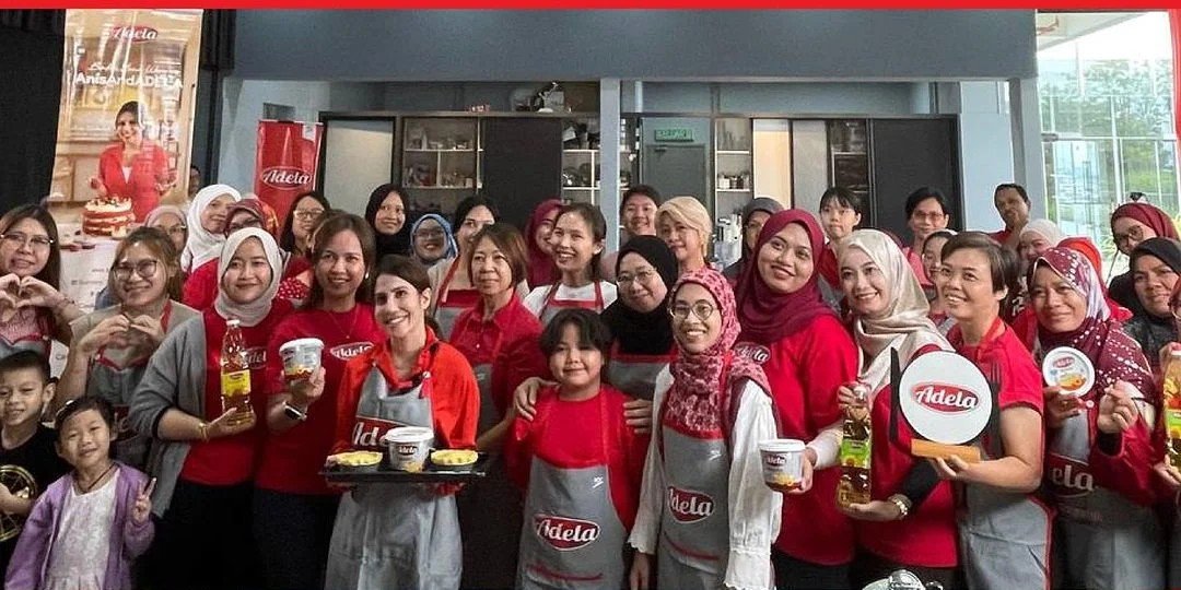 Participants at an ADELA branded baking class organised by iCookAsia Digital