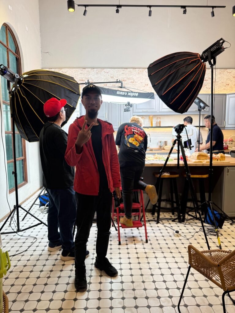 iCookAsia crew setting up lights and camera for a Lesaffre technical video shoot